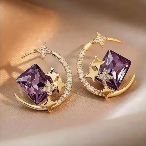 Jewelry - New Beautiful 18k Yellow Gold Amethyst White Sapphire Moon & Stars Studs